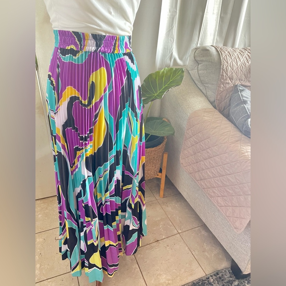 Pleated Colorful Pants